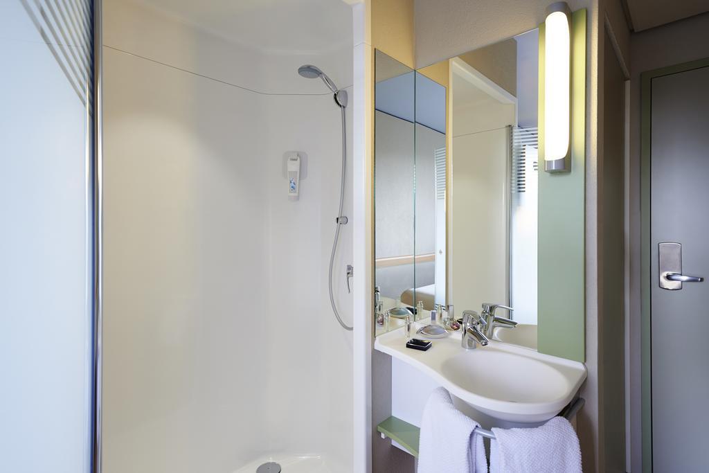 Ibis Budget Basel Pratteln Cameră foto